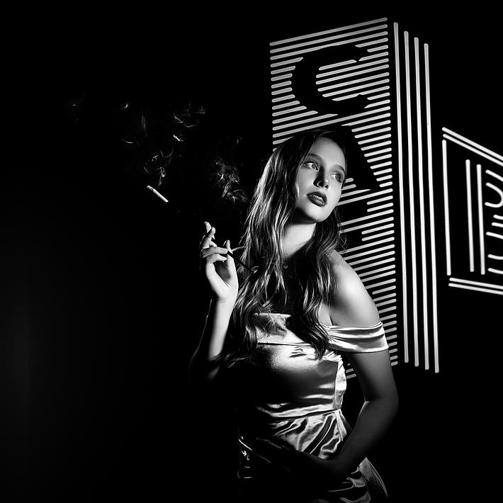 Film Noir Look Anabelle 162379 pp sw 1 + Film Noir Look Anabelle 162379 pp sw 1 Mask